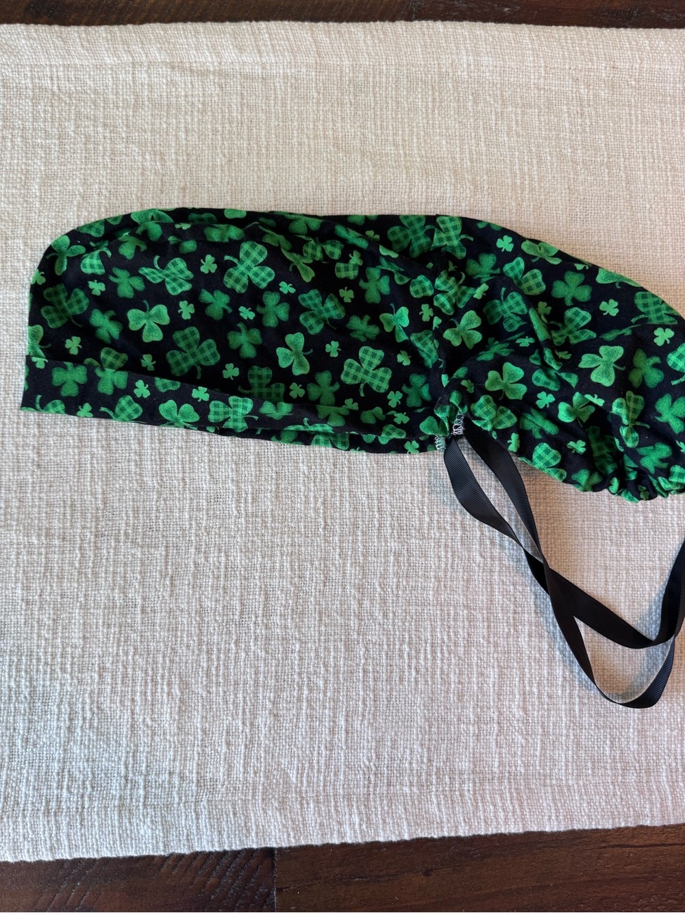 Women’s Shamrock Print Scrub Cap with Black Tie